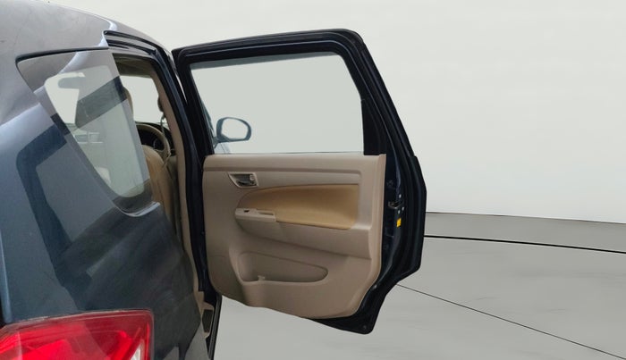 2015 Maruti Ertiga VXI CNG, CNG, Manual, 1,17,180 km, RHS Rear Door