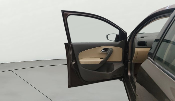 2017 Volkswagen Vento HIGHLINE PETROL AT, Petrol, Automatic, 1,13,017 km, LHS Front Door