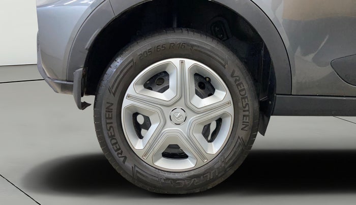 2022 Tata NEXON XM SUNROOF DIESEL, Diesel, Manual, 36,950 km, Right Rear Wheel