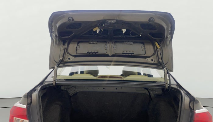 2018 Honda Amaze 1.2L I-VTEC V CVT, Petrol, Automatic, 1,14,082 km, Boot Door Open