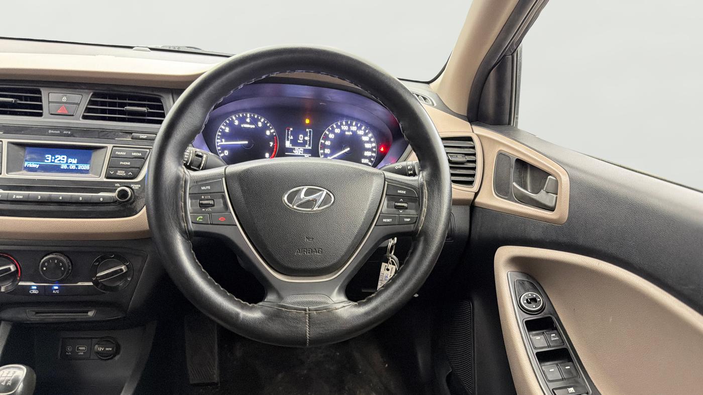 2017 Hyundai Elite i20 MAGNA 1.2, Petrol, Manual, 70,345 km, Steering Wheel Close Up