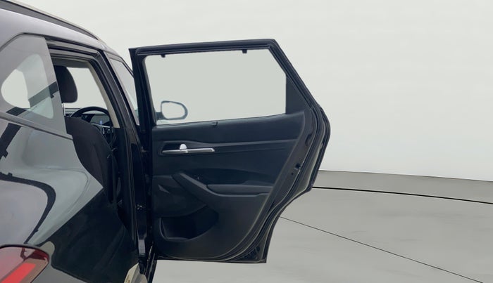 2024 KIA SELTOS  HTK 1.5 PETROL MT, Petrol, Manual, 39,173 km, RHS Rear Door