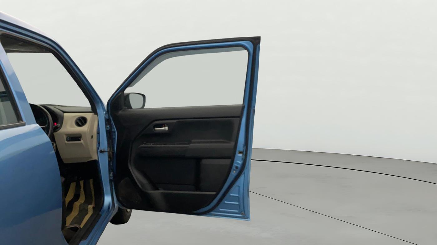 2020 Maruti New Wagon-R VXI 1.0, CNG, Manual, 48,752 km, RHS Front Door
