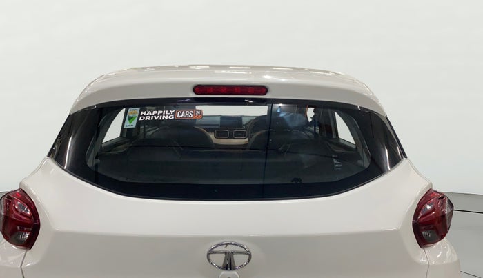 2022 Tata PUNCH ACCOMPLISHED MT, Petrol, Manual, 33,712 km, Rear Windshield
