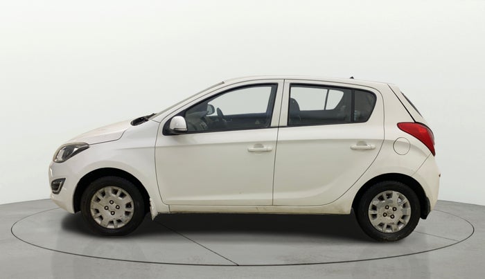 2013 Hyundai i20 MAGNA 1.2, CNG, Manual, 92,648 km, Left Side