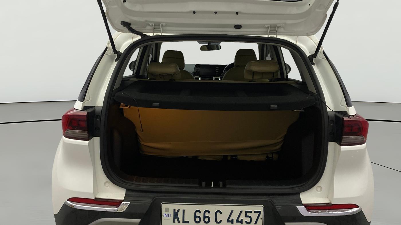 2021 KIA SONET HTX 1.0 IMT, Petrol, Manual, 27,179 km, Boot Open Zoomed View