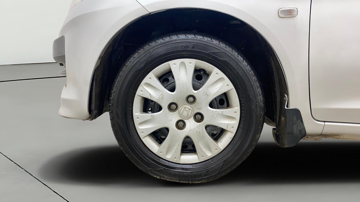2013 Honda Brio S MT, Petrol, Manual, 43,892 km, Left Front Wheel