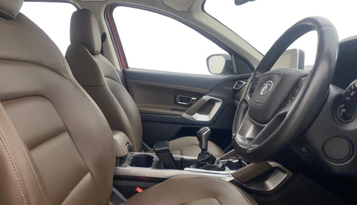 2020 Tata Harrier XZ PLUS 2.0L, Diesel, Manual, 64,706 km, Right Side Front Door Cabin
