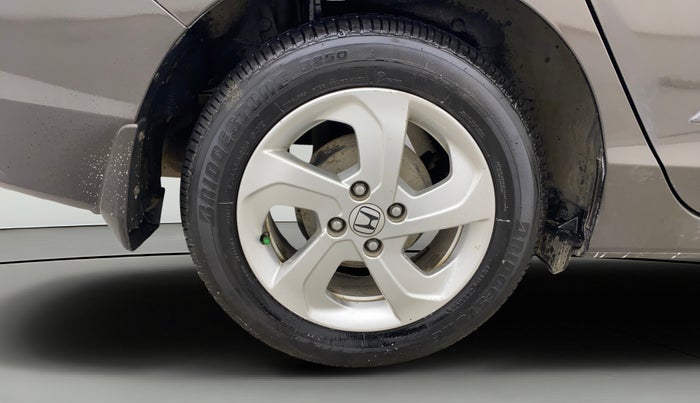 2016 Honda City 1.5L I-VTEC VX CVT, Petrol, Automatic, 1,03,927 km, Right Rear Wheel