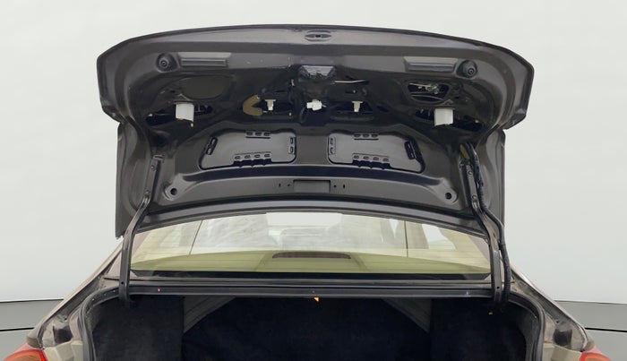 2014 Honda City 1.5L I-VTEC V MT, Petrol, Manual, 75,024 km, Boot Door Open