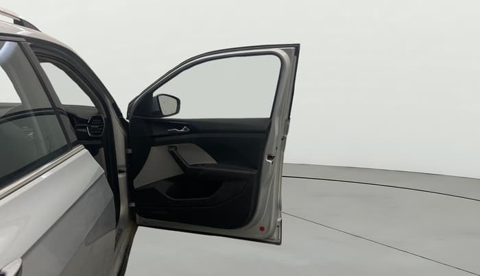 2023 Skoda KUSHAQ STYLE 1.0L TSI AT (6 AIRBAGS), Petrol, Automatic, 30,962 km, RHS Front Door