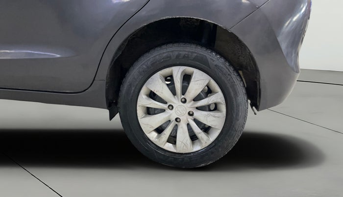 2017 Maruti Baleno DELTA PETROL 1.2, Petrol, Manual, 66,674 km, Left Rear Wheel