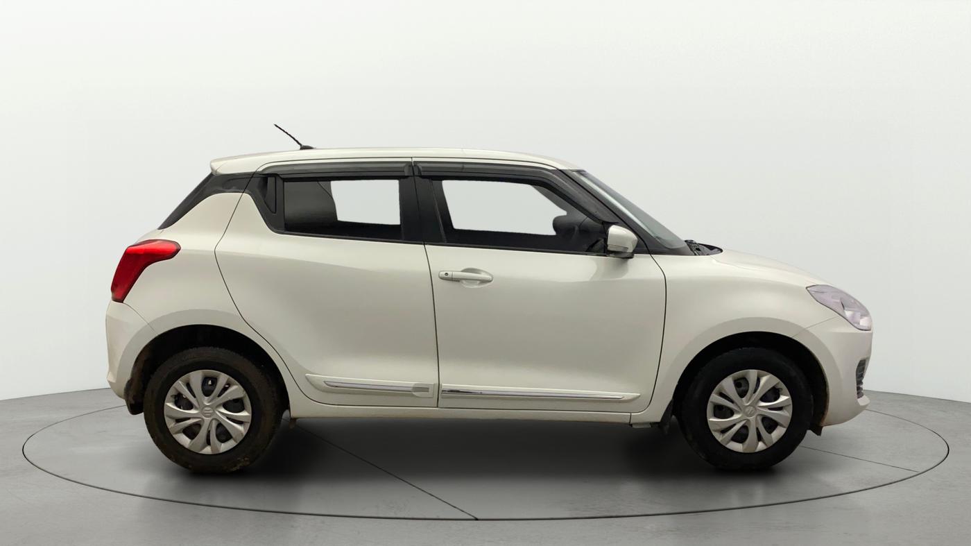 2018 Maruti Swift VXI AMT, Petrol, Automatic, 35,277 km, Right Side View