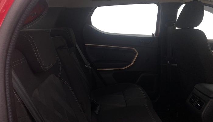 2022 Renault Kiger RXT (O) AMT DUAL TONE, Petrol, Automatic, 8,770 km, Right Side Rear Door Cabin