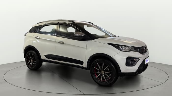 2022 Tata NEXON XMA PLUS SUNROOF DIESEL, Diesel, Automatic, 64,637 km, Right Front Diagonal
