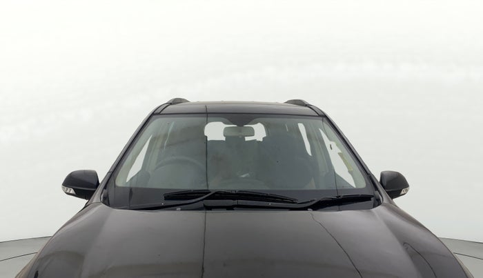 2016 Mahindra XUV500 W4, Diesel, Manual, 1,25,455 km, Front Windshield