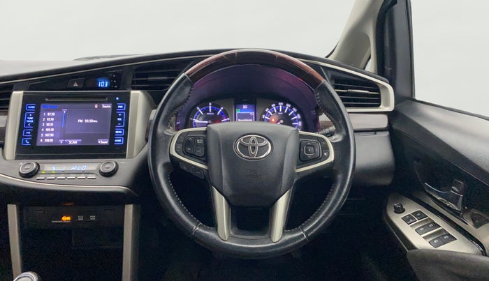 2016 Toyota Innova Crysta 2.4 VX 7 STR, Diesel, Manual, 68,815 km, Steering Wheel Close Up