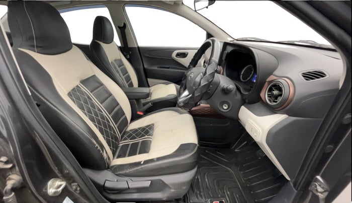 2022 Hyundai AURA S 1.2 CNG, CNG, Manual, 63,952 km, Right Side Front Door Cabin