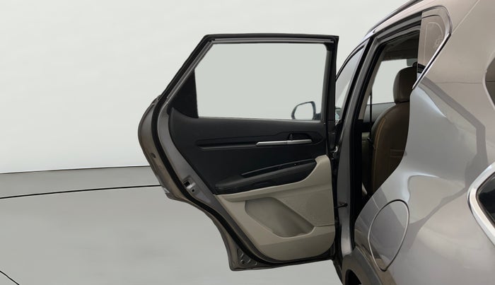 2020 KIA SONET HTX 1.0 IMT, Petrol, Manual, 40,955 km, LHS Rear Door
