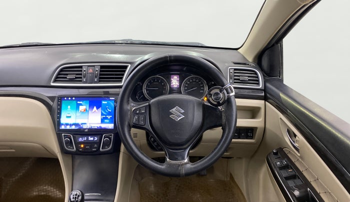 2014 Maruti Ciaz ZXI, Petrol, Manual, 99,672 km, Steering Wheel Close Up