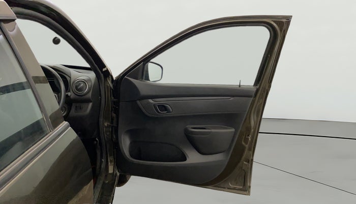 2019 Renault Kwid RXL, Petrol, Manual, 22,725 km, RHS Front Door
