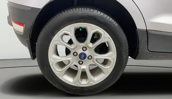 2017 Ford Ecosport TITANIUM 1.5L PETROL AT, Petrol, Automatic, 1,21,040 km, Right Rear Wheel