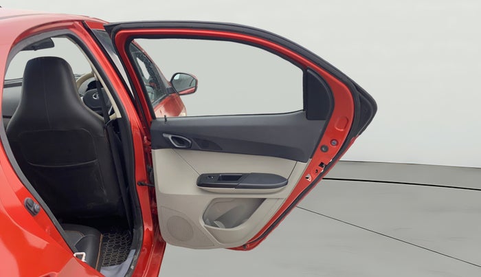 2016 Tata Tiago XT PETROL, Petrol, Manual, 55,817 km, RHS Rear Door