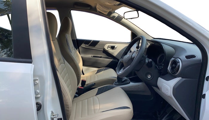 2022 Hyundai GRAND I10 NIOS SPORTZ 1.2 KAPPA VTVT, Petrol, Manual, 26,782 km, Right Side Front Door Cabin