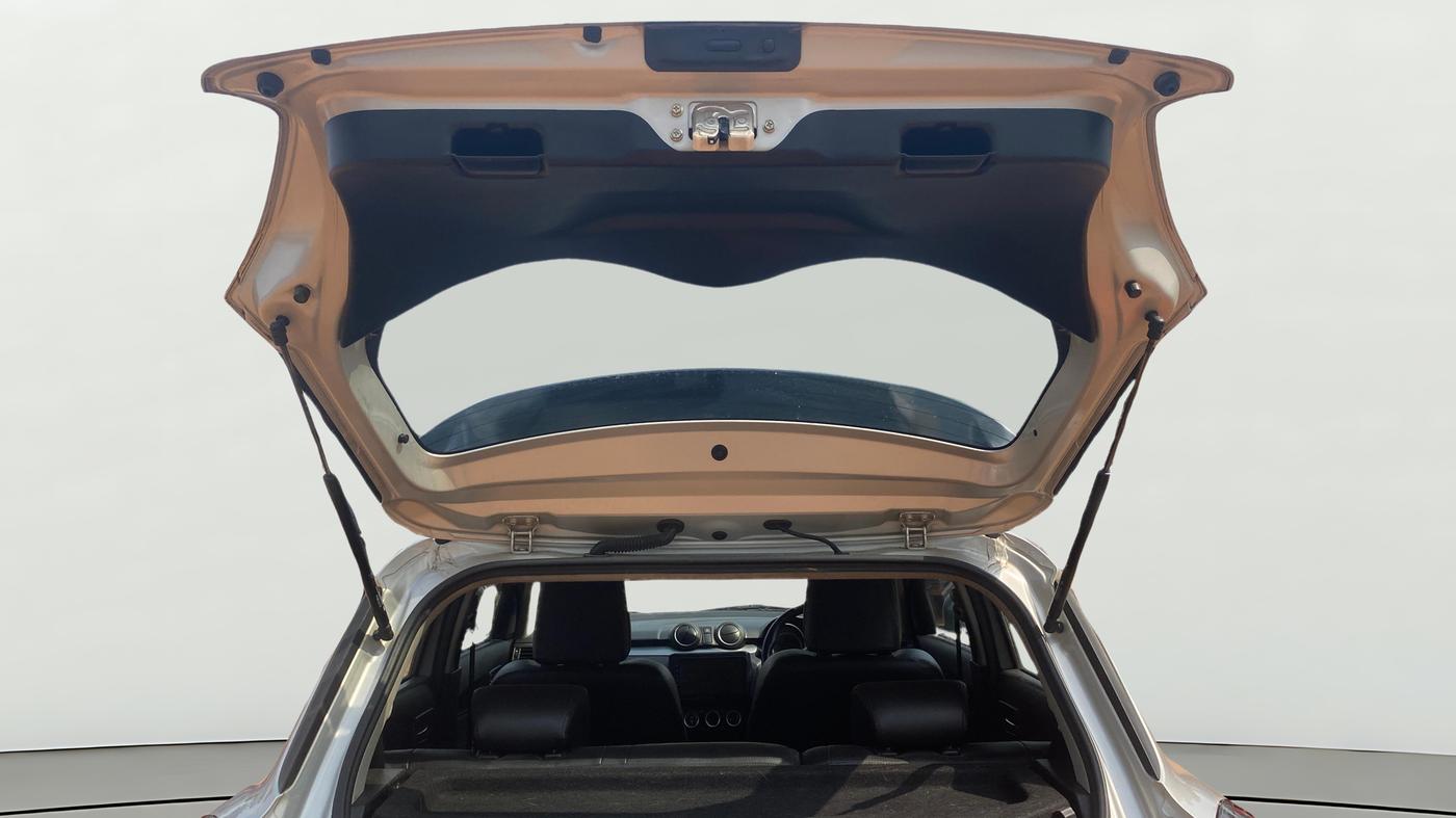 2019 Maruti Swift ZXI, Petrol, Manual, 78,723 km, Boot Door Open