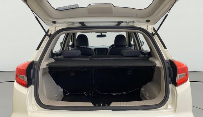 2020 Mahindra XUV300 W4 1.2 PETROL, Petrol, Manual, 61,281 km, Boot Open Zoomed View