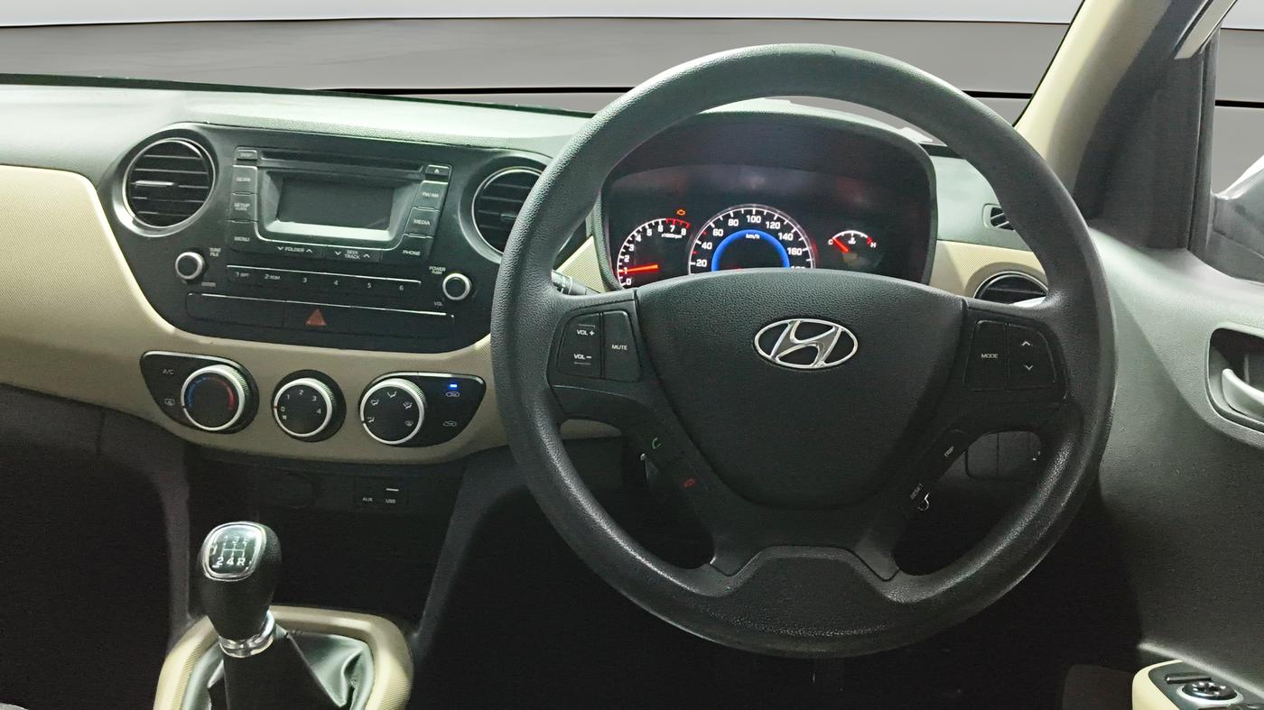 2015 Hyundai Grand i10 SPORTZ 1.2 KAPPA VTVT, Petrol, Manual, 27,417 km, Steering Wheel Close Up