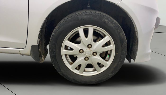 2015 Honda Brio VX MT, Petrol, Manual, 54,341 km, Right Front Wheel