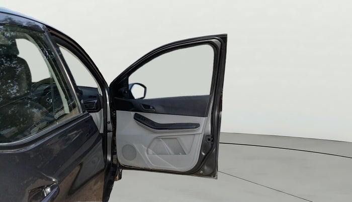 2021 Tata Tiago XT PETROL, Petrol, Manual, 50,313 km, RHS Front Door