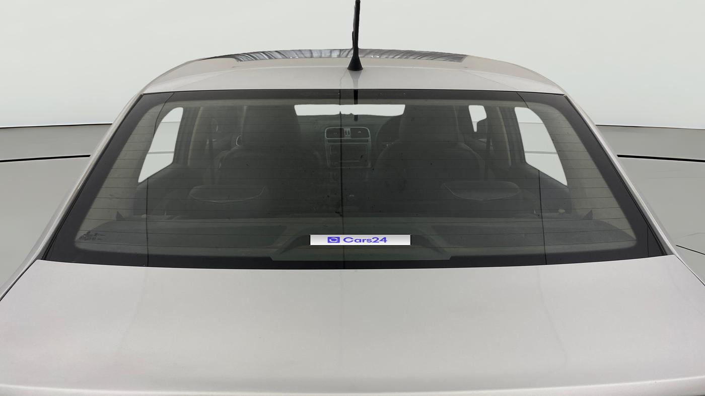 2016 Volkswagen Ameo HIGHLINE1.2L, Petrol, Manual, 80,568 km, Rear Windshield