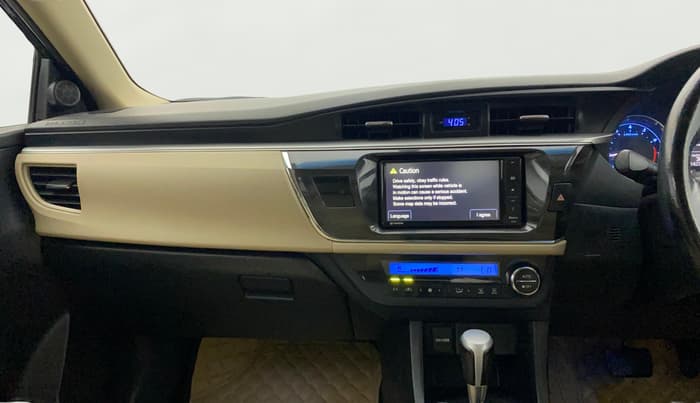 2016 Toyota Corolla Altis VL CVT PETROL, CNG, Automatic, 1,11,426 km, Air Conditioner