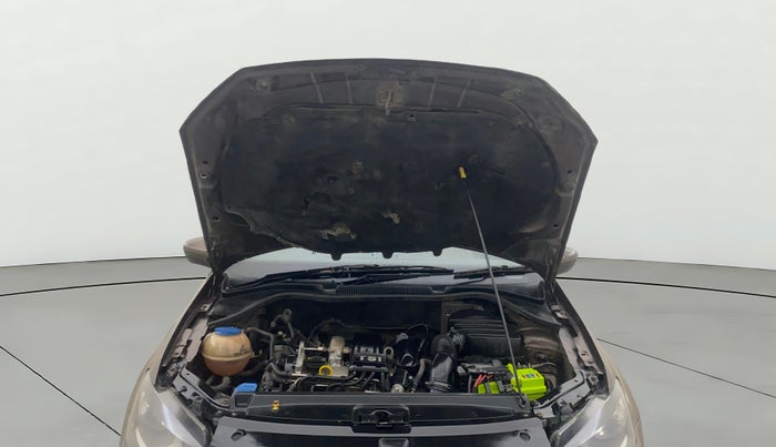 2016 Volkswagen Vento HIGHLINE PETROL AT, Petrol, Automatic, 1,21,926 km, Open Bonet