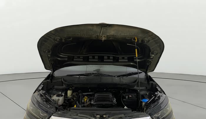 2022 Skoda KUSHAQ AMBITION 1.0L TSI AT, Petrol, Automatic, 75,373 km, Open Bonet