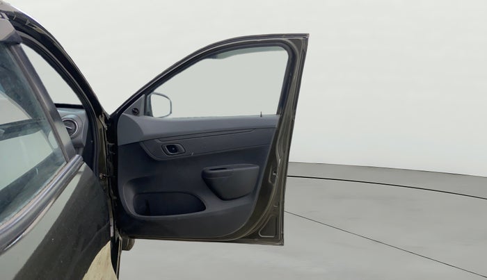 2021 Renault Kwid RXT 1.0 (O), Petrol, Manual, 21,852 km, RHS Front Door