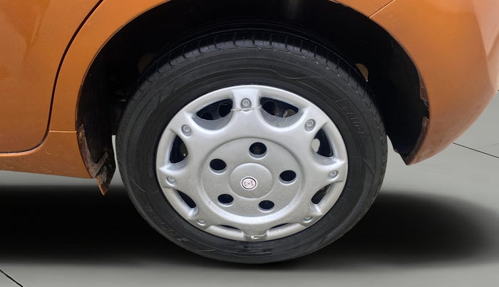 2015 Maruti Baleno DELTA PETROL 1.2, Petrol, Manual, 68,485 km, Left Rear Wheel