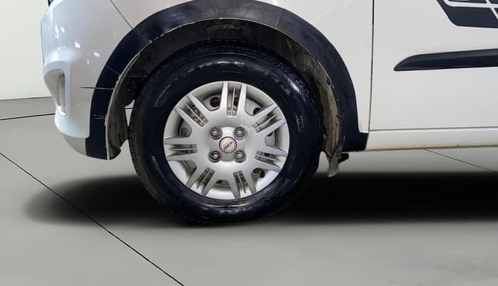 2016 Hyundai i10 MAGNA 1.1, Petrol, Manual, 9,979 km, Left Front Wheel