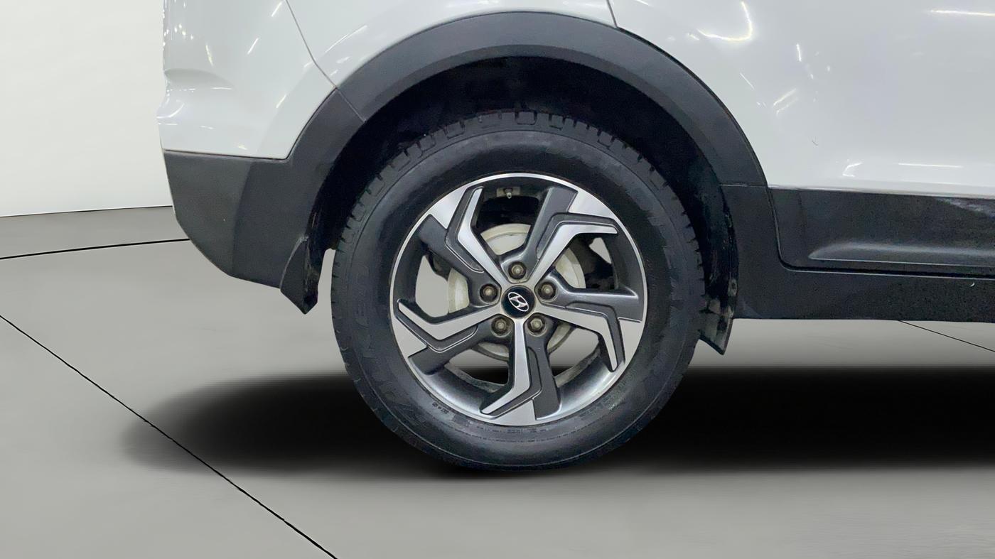 2017 Hyundai Creta SX (O) 1.6 DIESEL, Diesel, Manual, 90,283 km, Right Rear Wheel