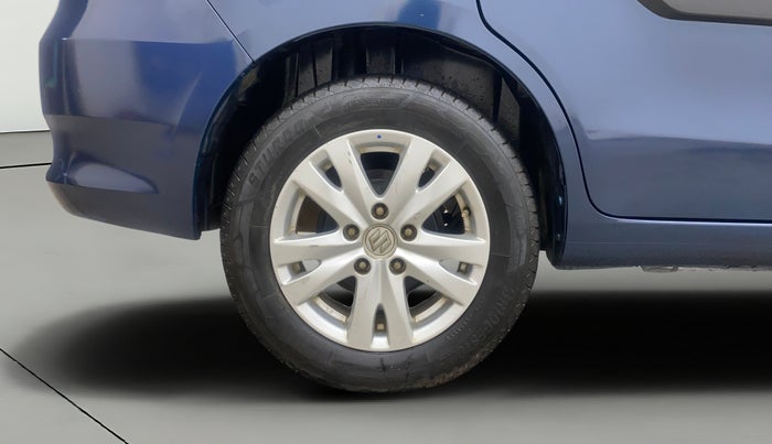 2018 Maruti Ertiga ZXI, Petrol, Manual, 67,388 km, Right Rear Wheel