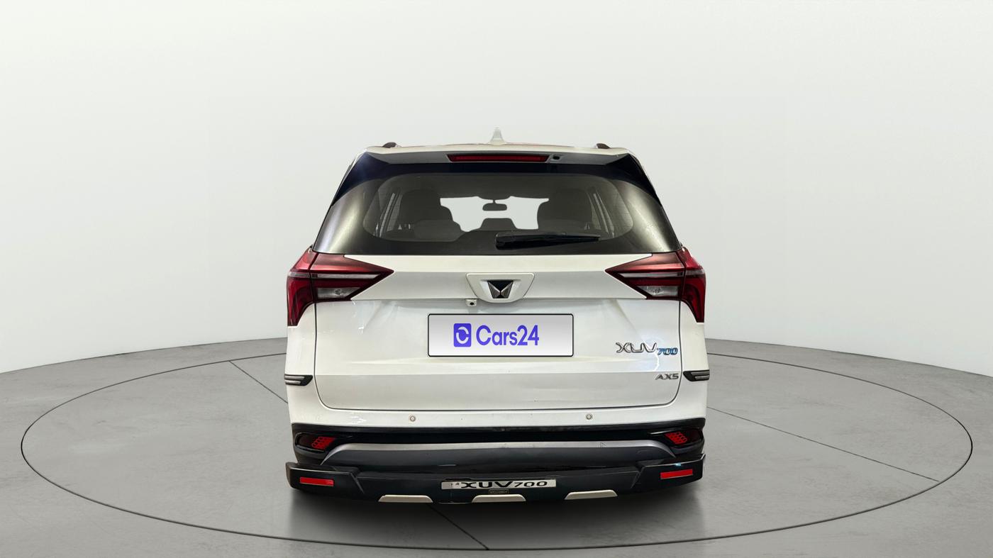 2024 Mahindra XUV700 AX 5 P MT 7 STR, Petrol, Manual, 39,411 km, Back/Rear