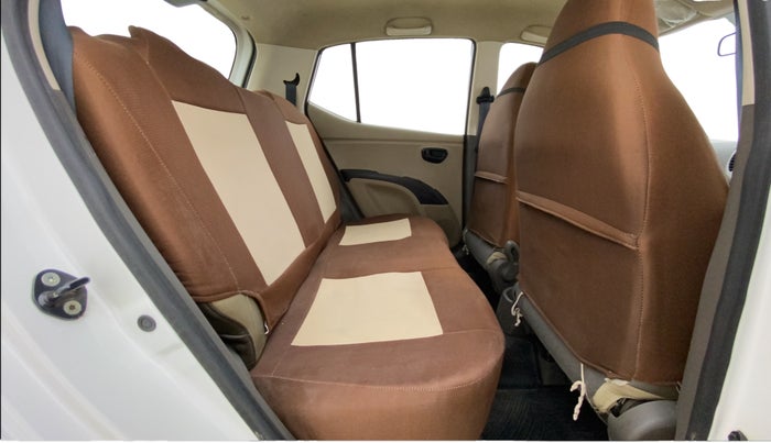 2015 Hyundai i10 MAGNA 1.1, Petrol, Manual, 32,420 km, Right Side Rear Door Cabin