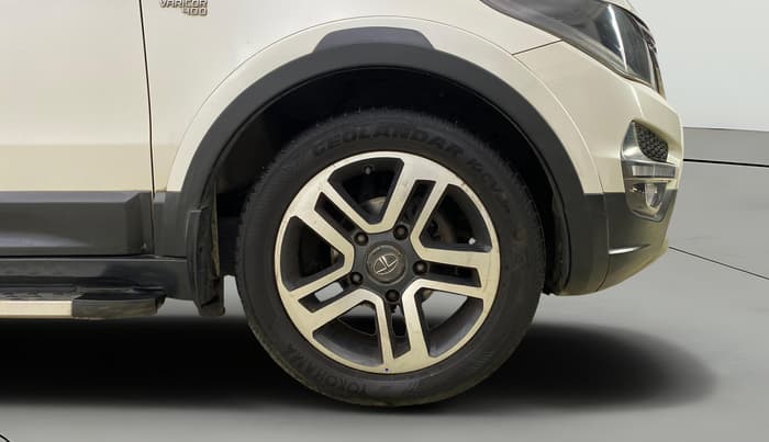 2017 Tata Hexa XTA 4X2 7 STR, Diesel, Automatic, 1,28,376 km, Right Front Wheel
