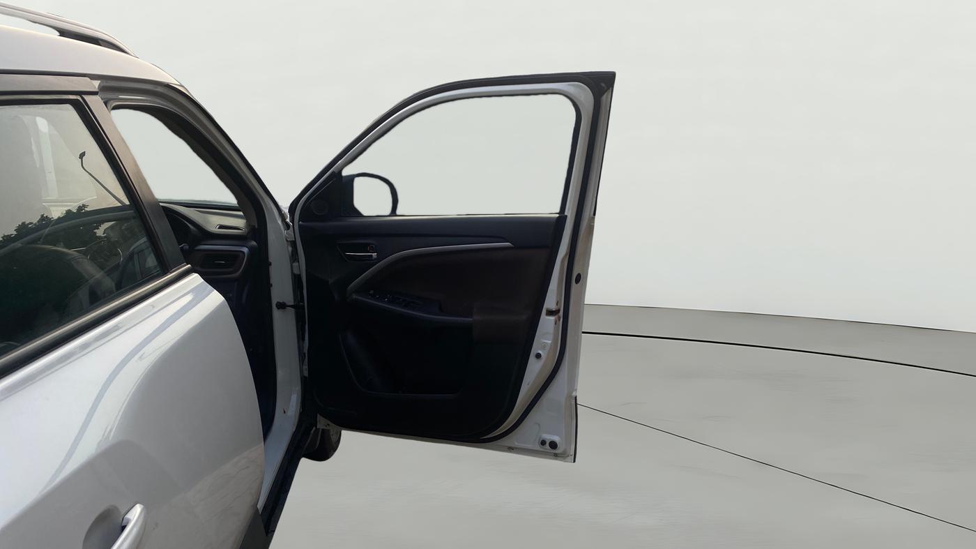 2022 Maruti BREZZA ZXI SMART HYBRID , Petrol, Manual, 1,38,156 km, RHS Front Door