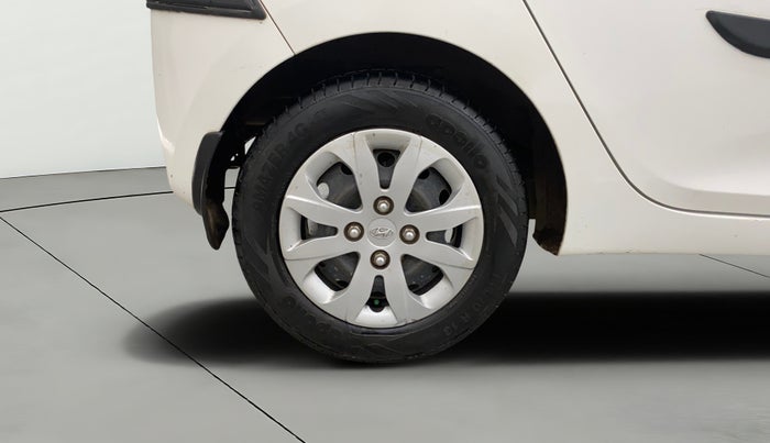 2017 Hyundai Eon MAGNA +, Petrol, Manual, 50,408 km, Right Rear Wheel