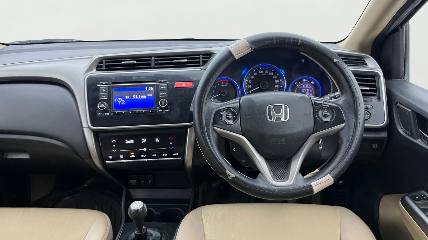 2014 Honda City 1.5L I-DTEC V, Diesel, Manual, 1,07,097 km, Steering Wheel Close Up