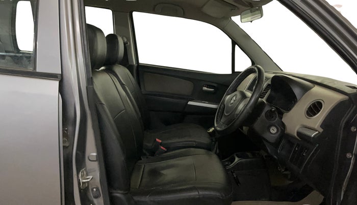 2014 Maruti Wagon R 1.0 LXI, Petrol, Manual, 41,923 km, Right Side Front Door Cabin