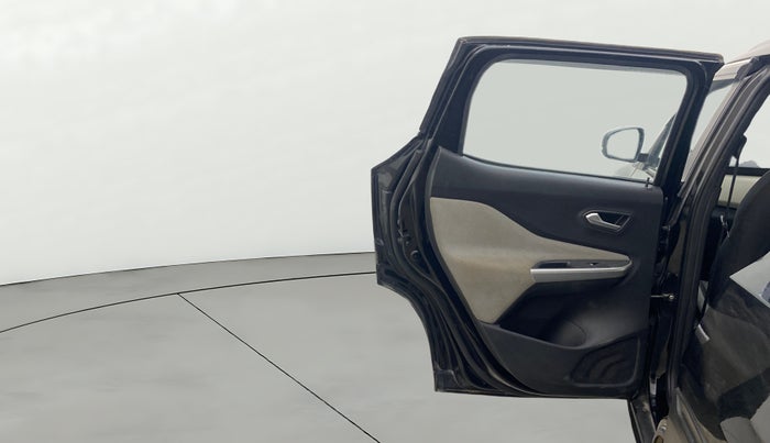 2022 Nissan MAGNITE XV PREMIUM TURBO CVT, Petrol, Automatic, 31,977 km, LHS Rear Door